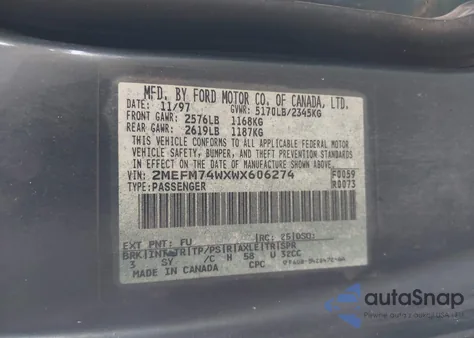 1998 Mercury Grand Marquis из США, поврежденный, VIN 2MEFM74WXWX606274